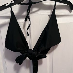 Size M, bathing suit